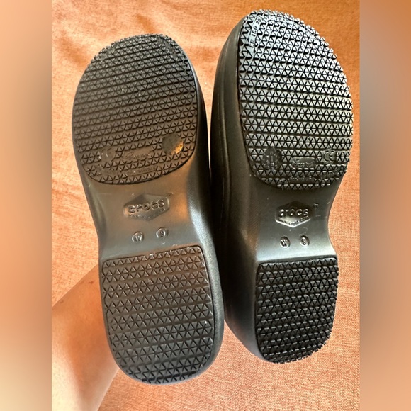 Crocs clogs - Picture 7 of 8